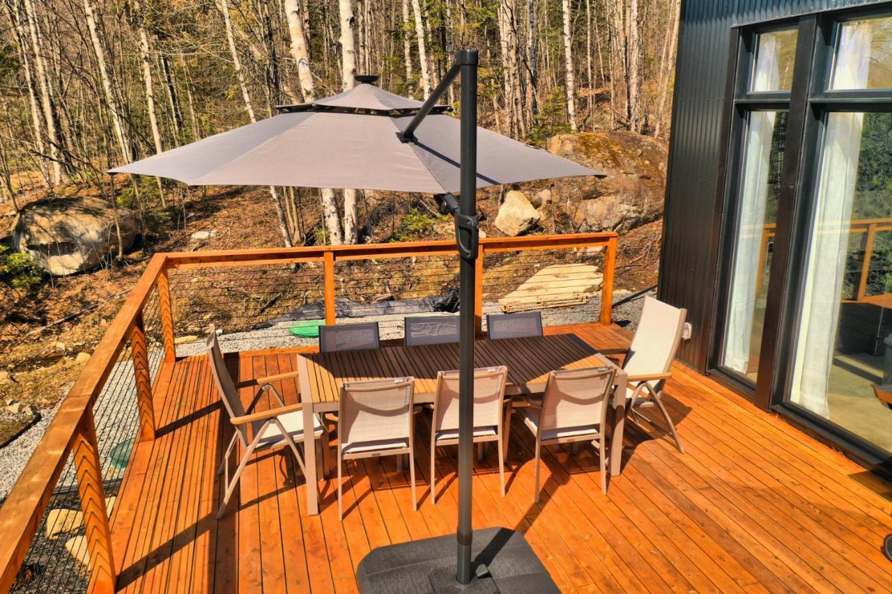 Kallm-Mont-Tremblant Chalet With Hot Tub, Pond & Beach On Private 7Acre Estate Lac-Superieur Buitenkant foto