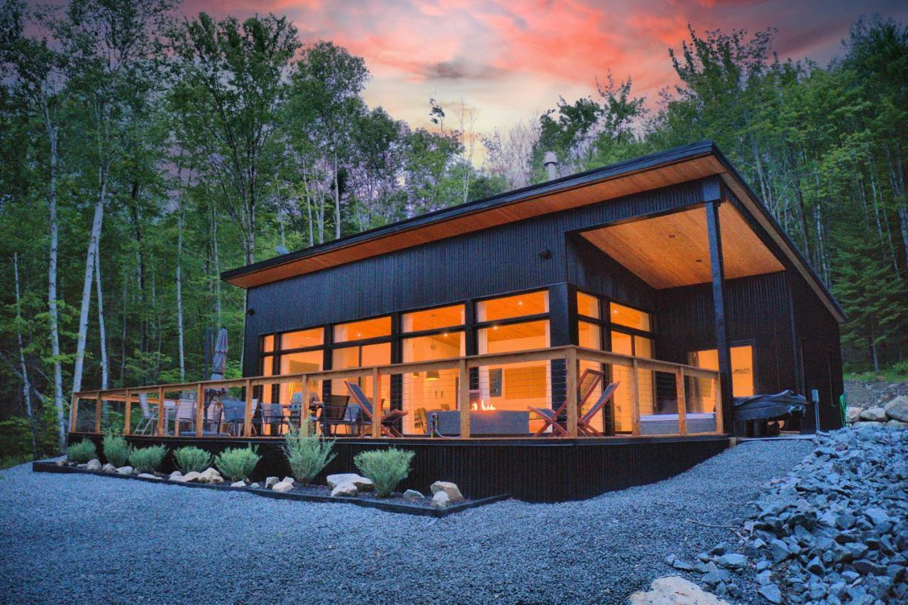 Kallm-Mont-Tremblant Chalet With Hot Tub, Pond & Beach On Private 7Acre Estate Lac-Superieur Buitenkant foto